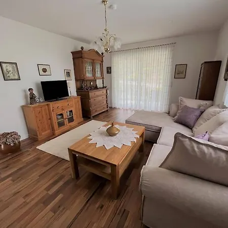 Helga Apartment Schnaitsee